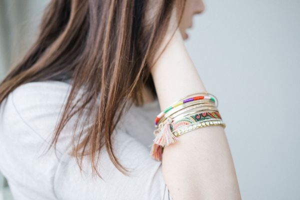 Top 5 bracelets à la mode pour les adolescentes à découvrir