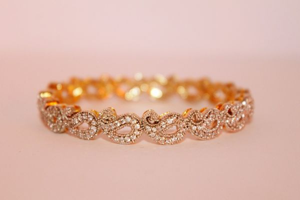 Top 5 bracelets à la mode pour les adolescentes à découvrir